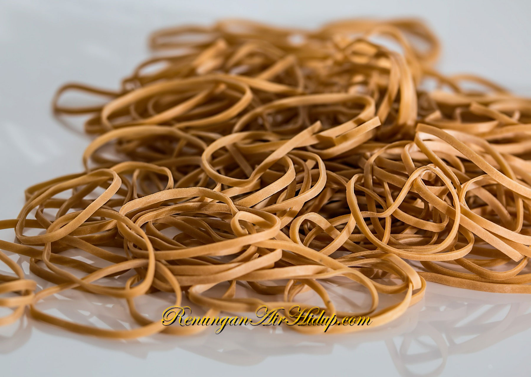 Melayani-Lebih-Sungguh