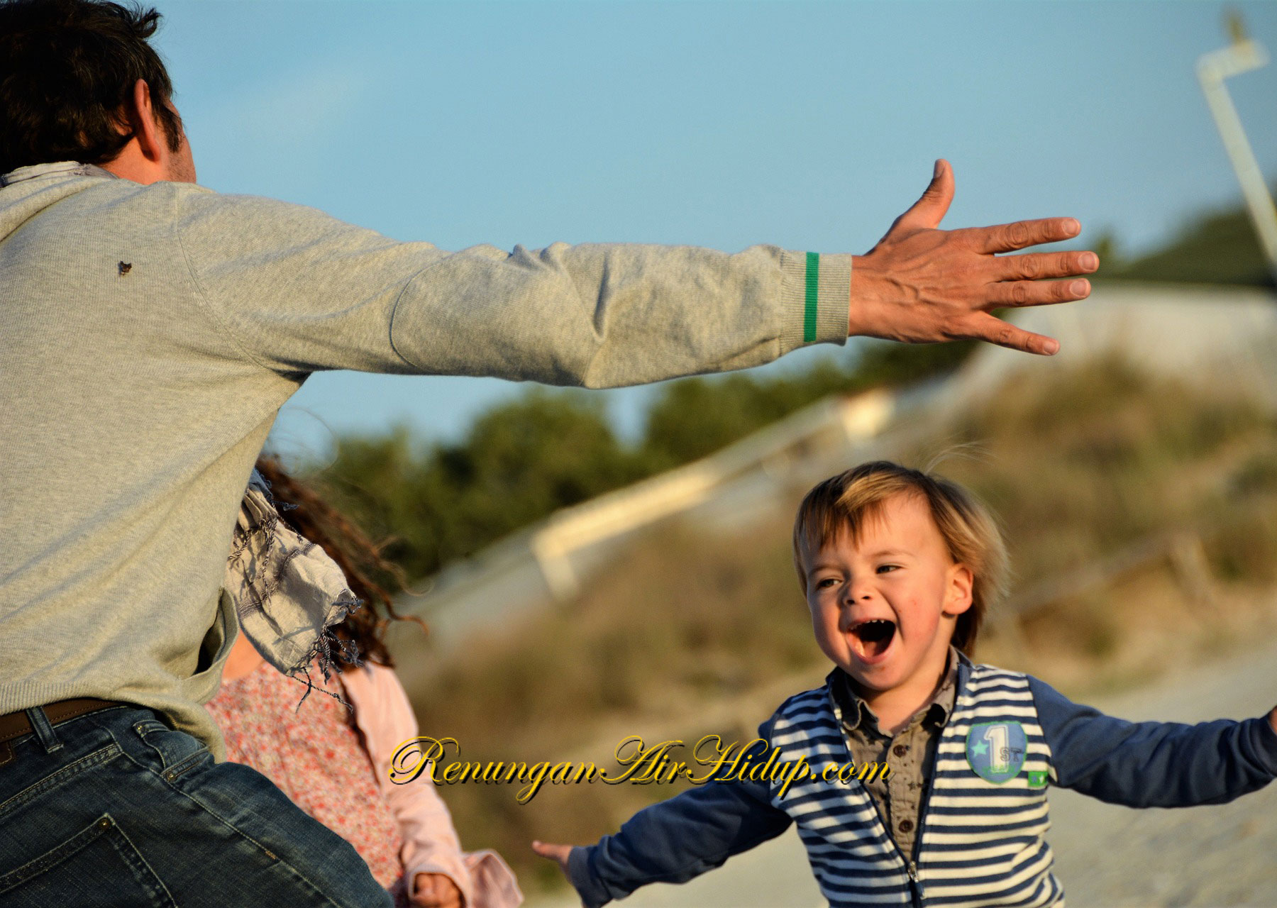 Menikmati-Kebahagiaan