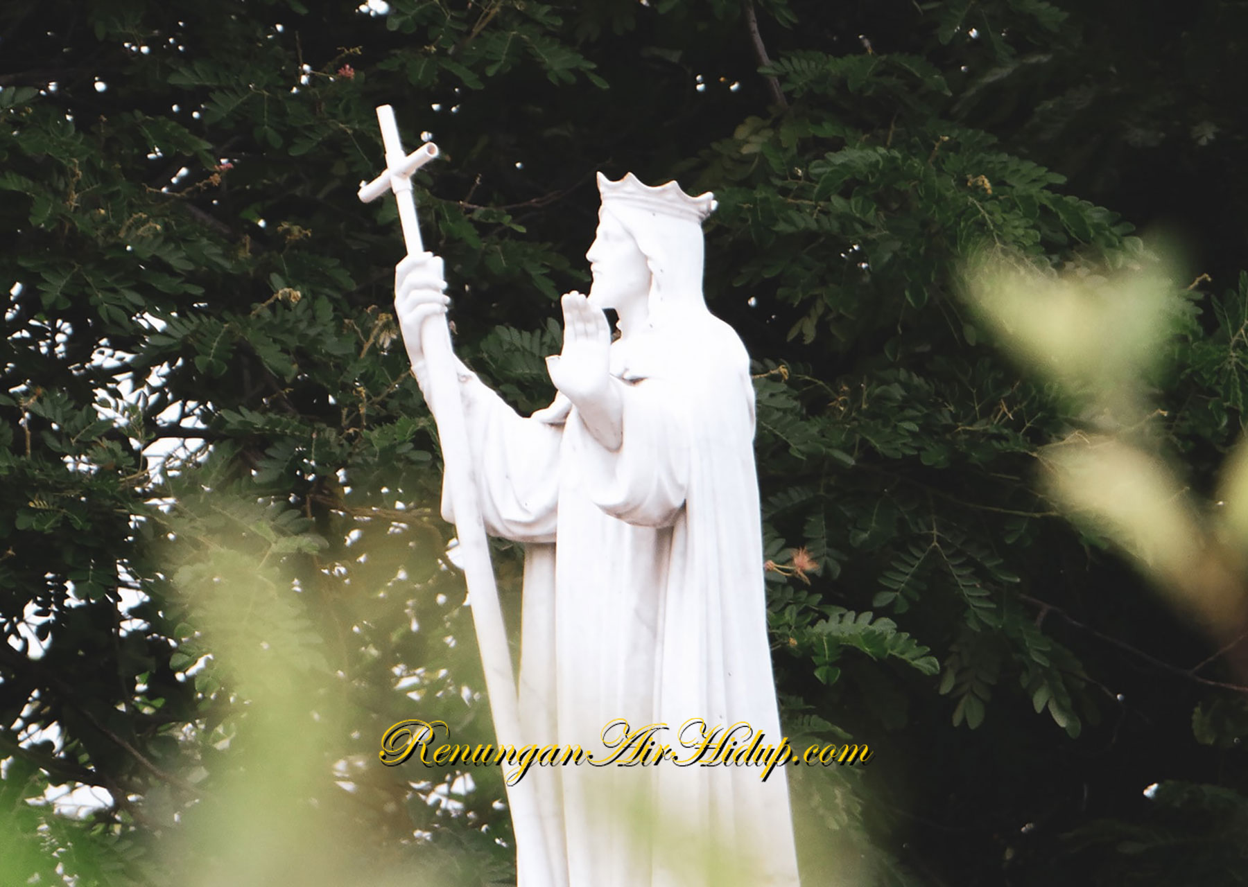 Dicondongkan-Nya_Hati_Kita_Kepada-Nya