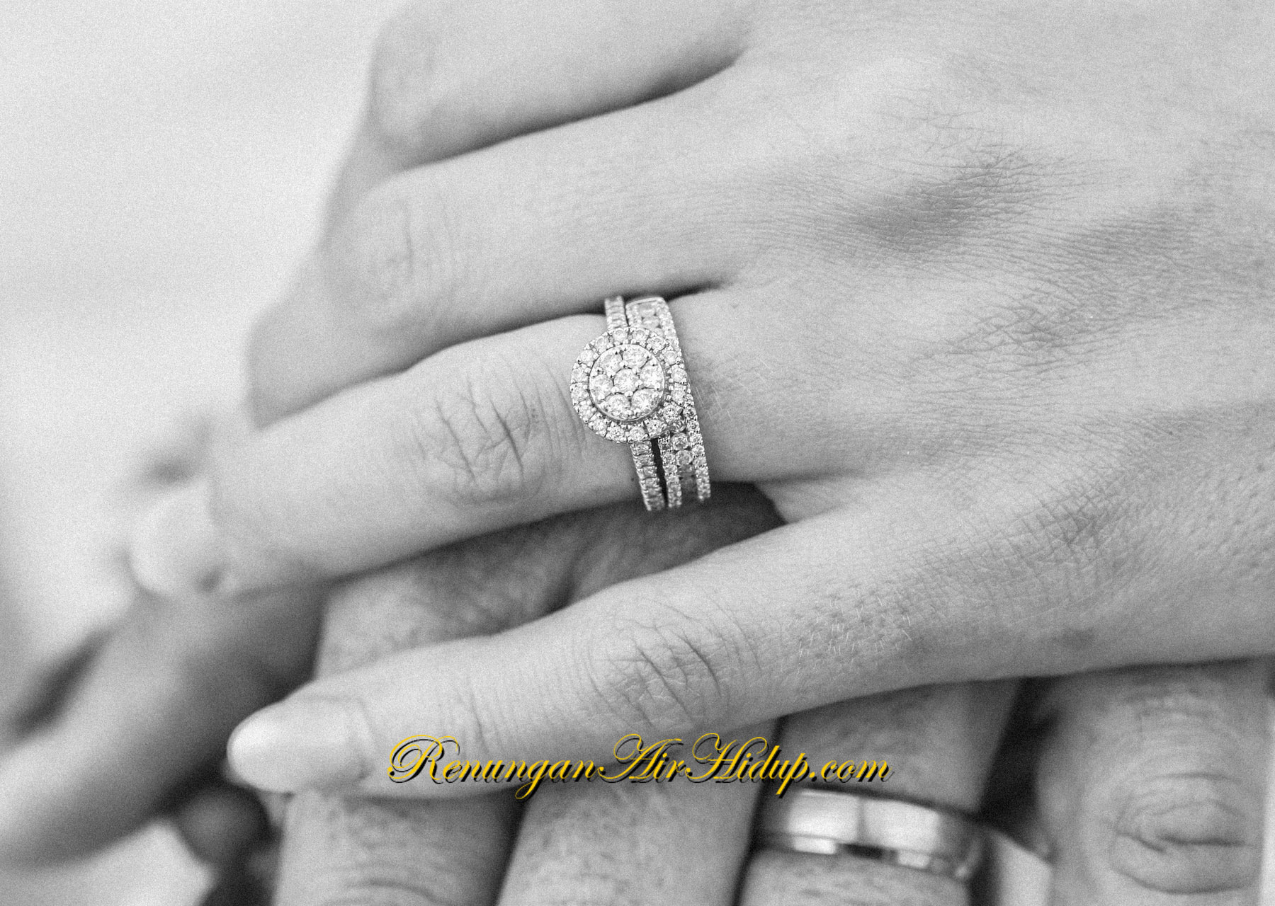 Hikmat_Lebih_Berharga_Daripada_Permata