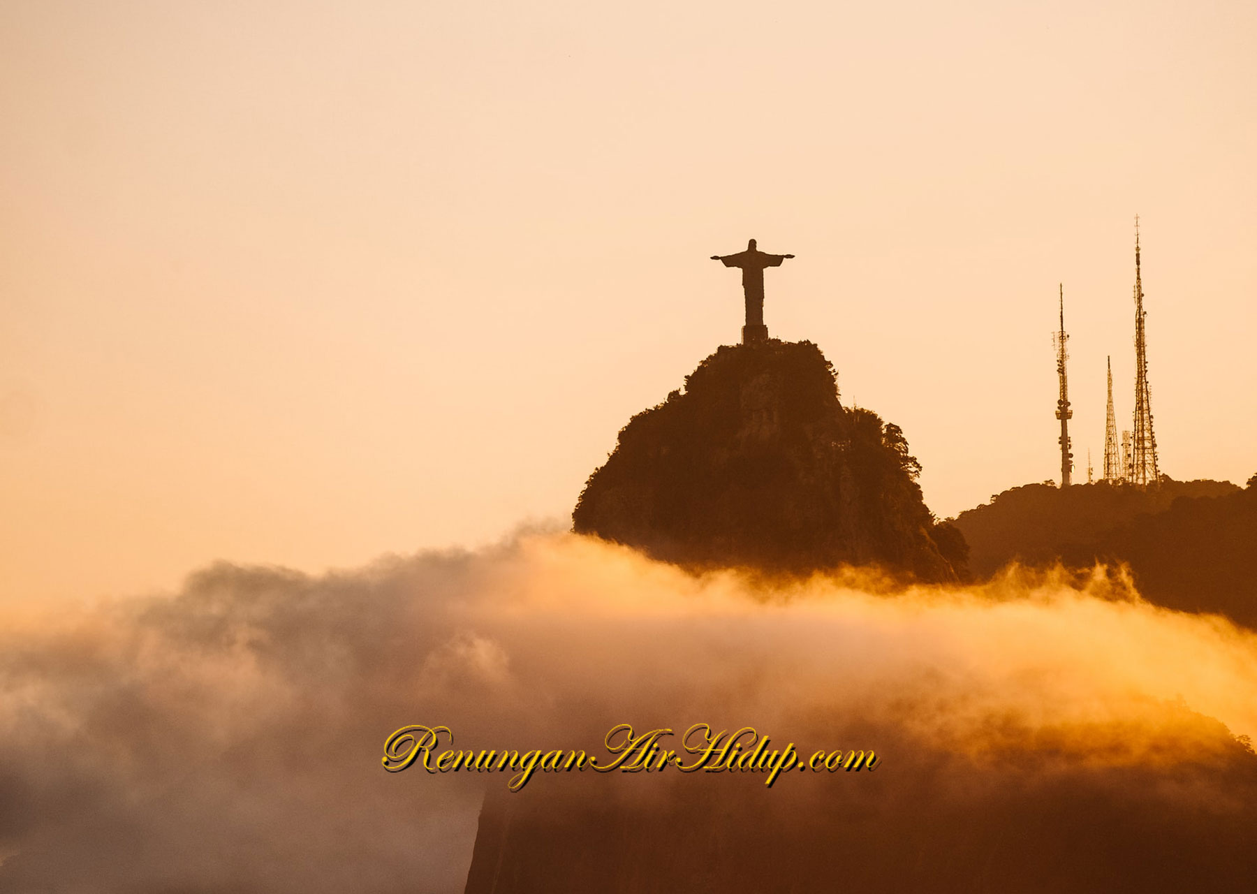 Hanya_Dia_yang_Patut_Disembah_dan_Ditinggikan