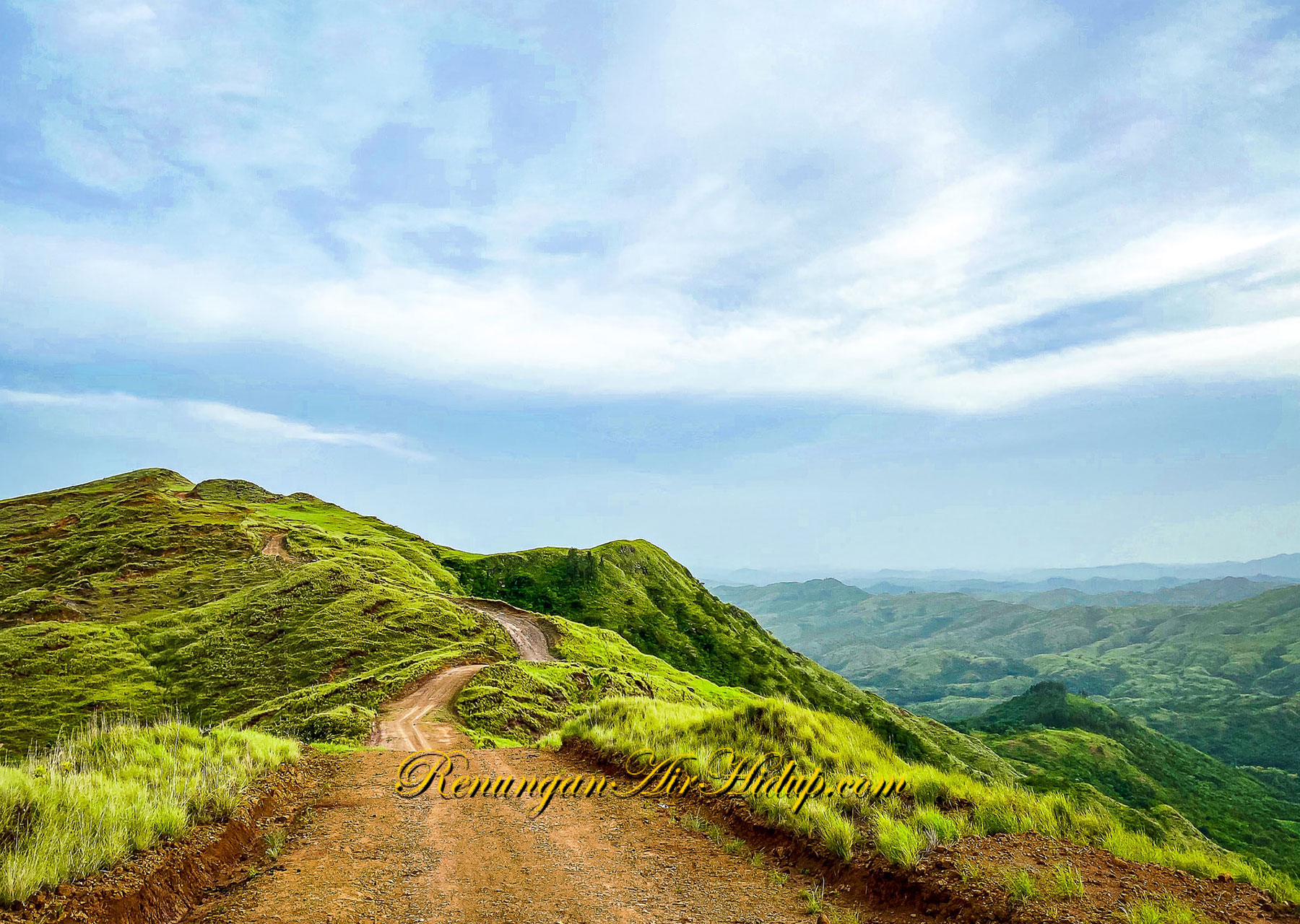 Tuhan_Menjanjikan_Akan_Selalu_Menolong_Kita