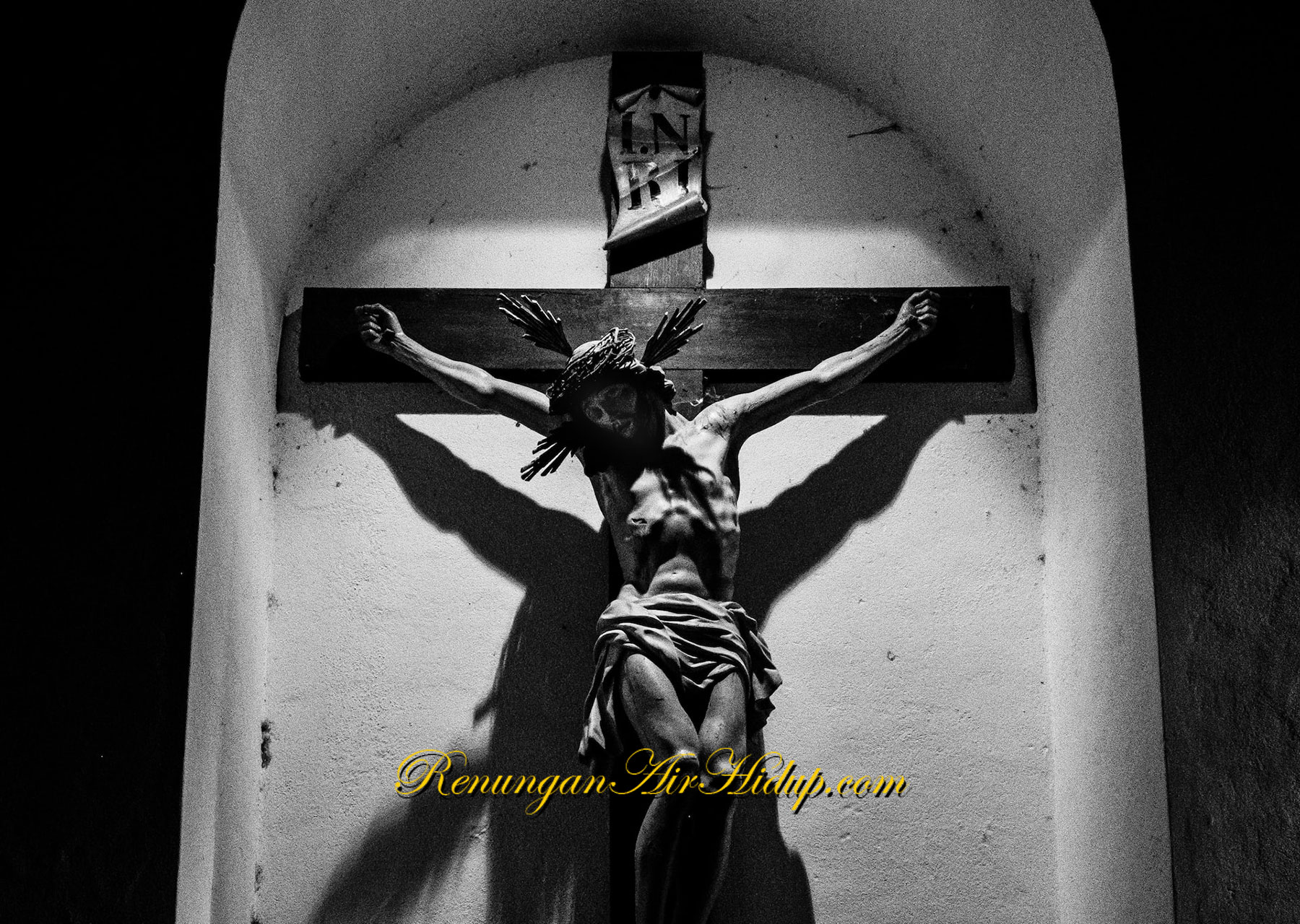 Tetapi_Tuhan_Adalah_Setia